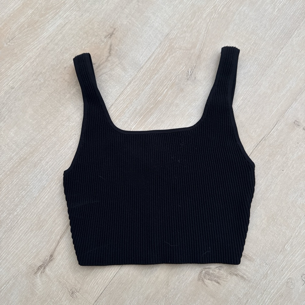 Babaton ribbed cropped tank